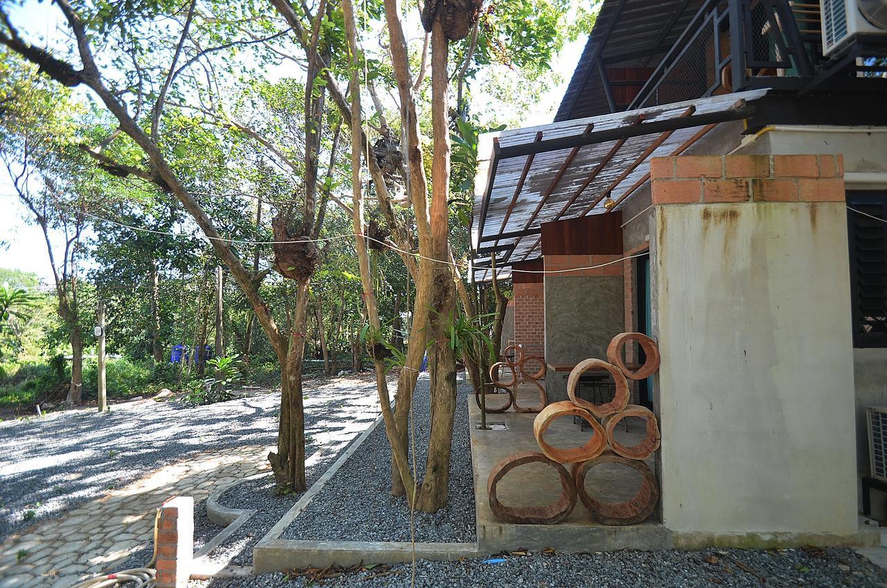 Joe'S Corner Kohmak Hotell Koh Mak Exteriör bild