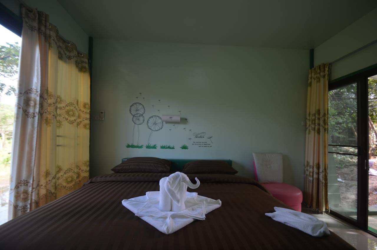 Joe'S Corner Kohmak Hotell Koh Mak Exteriör bild